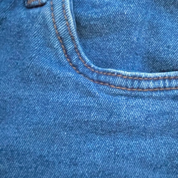 Women Denim Jean Shorts - Picture 3 of 3